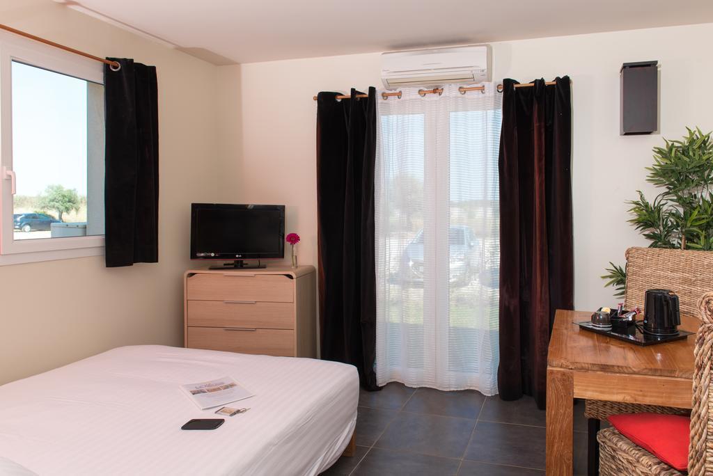 Hotel Domaine Le Milos Castries Esterno foto