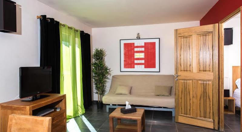 Hotel Domaine Le Milos Castries Esterno foto