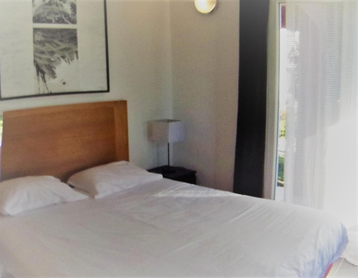 Hotel Domaine Le Milos Castries Esterno foto